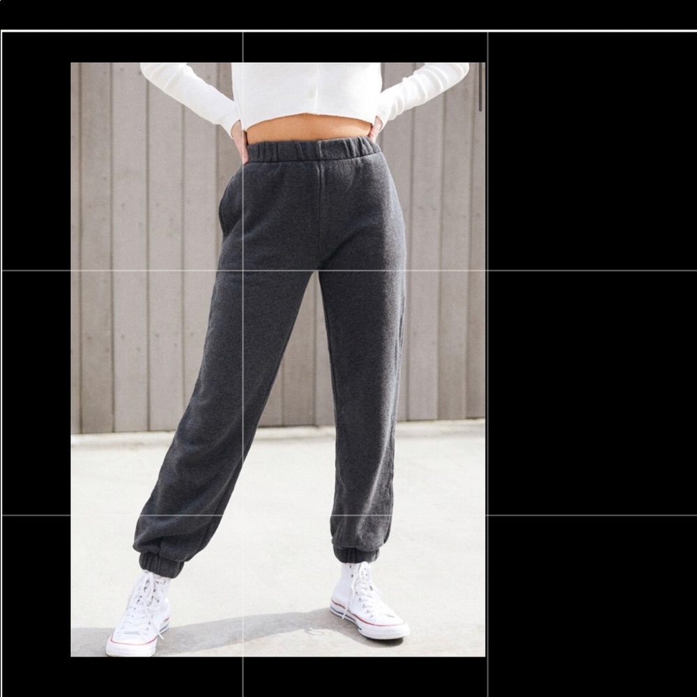 Brandy sweats ISO do not buy will not be refunded!